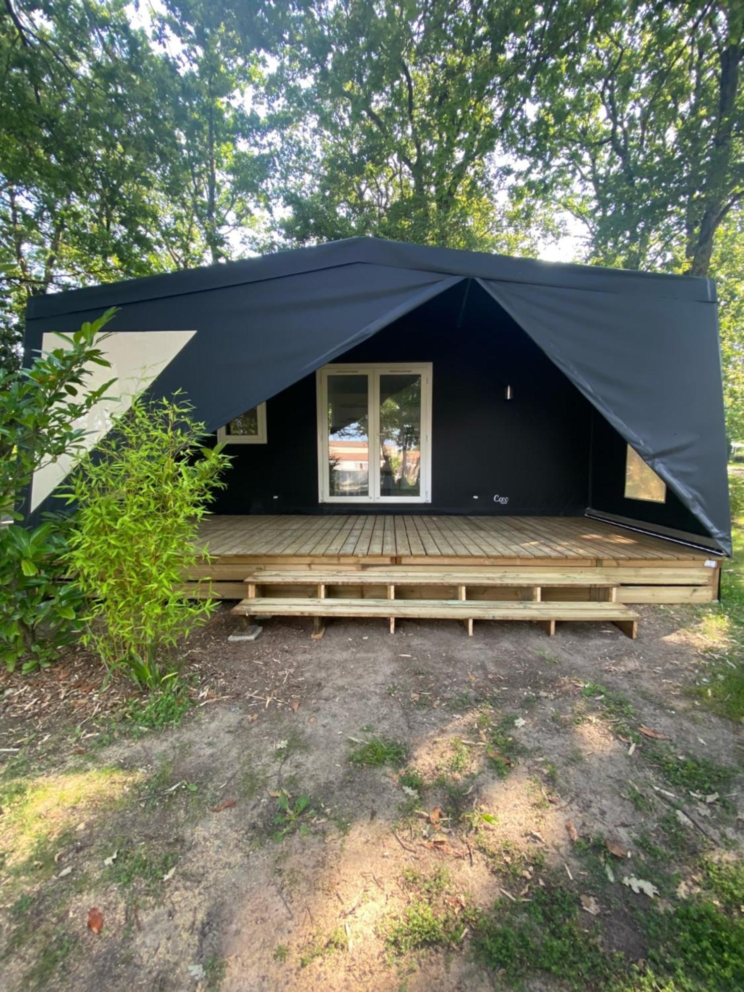 Camping Fleur D'Oleron 奥雷龙圣皮耶尔 外观 照片