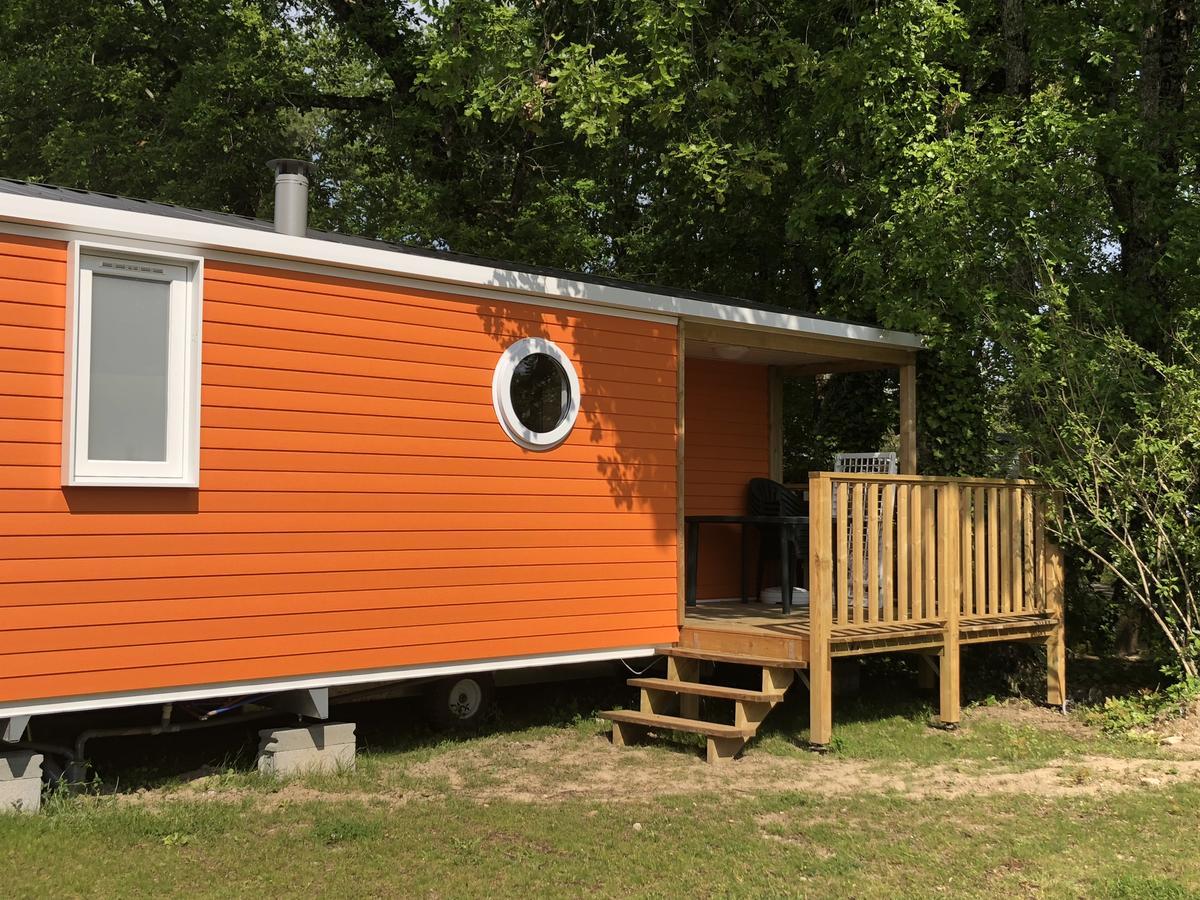 Camping Fleur D'Oleron 奥雷龙圣皮耶尔 外观 照片